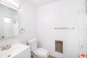 Photo - 5541 Newcastle Ave Apartment Unit 21