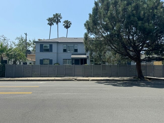 Building Photo - 436 Venice Way Unit 438 #2