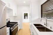 Photo - 2087 Lilac Ln Townhome