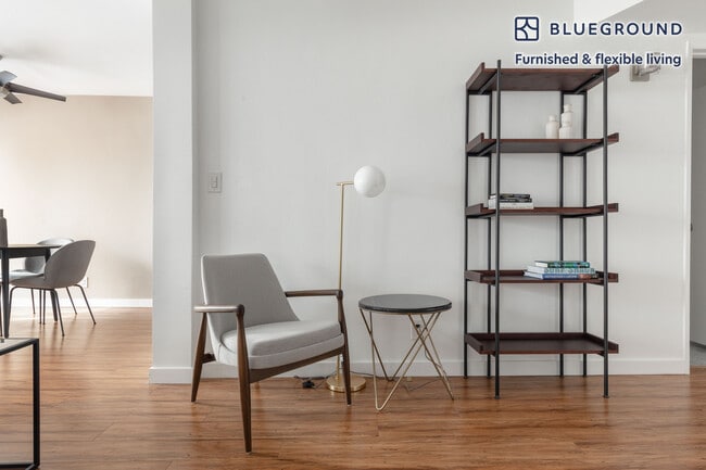 Photo - 415 N Oakhurst Dr Unit FL1-ID280