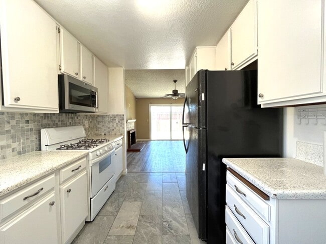 Photo - 4 Bed, 2 Bath in Highland, CA!