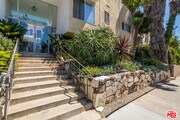 Photo - 1330 S Barrington Ave Condo Unit 15