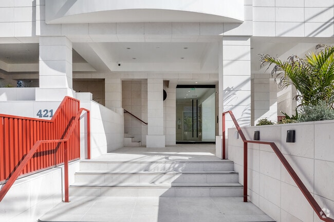 Entrance - 4214 Fulton Ave