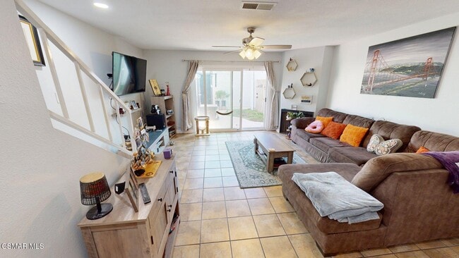 Photo - 3075 Kelp Ln