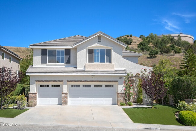 Building Photo - 1004 Lambourne Pl
