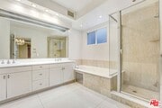 Photo - 11921 Dorothy St Unit 102
