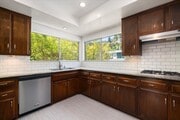 Photo - 1528 Rising Glen Rd