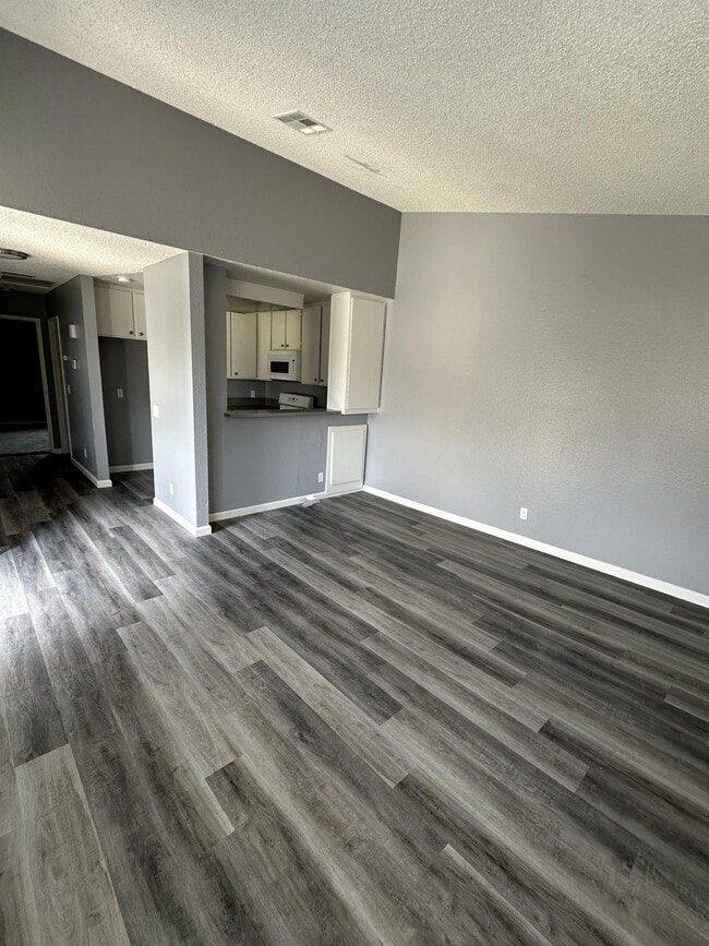 Photo - 2652 Shadow Hills Dr