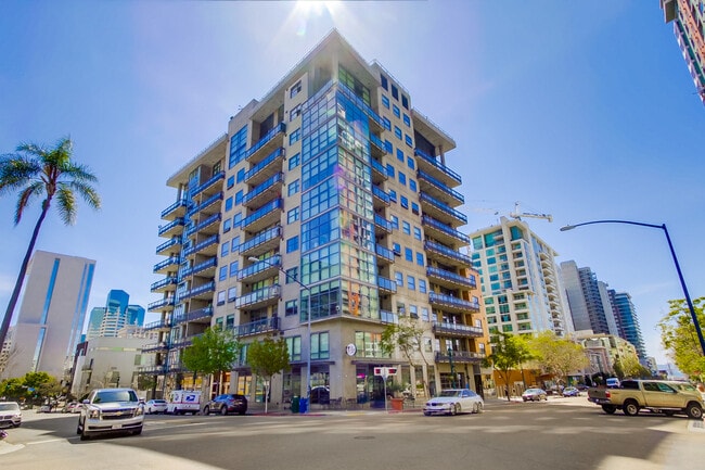 Photo - 1494 Union St Unit 705