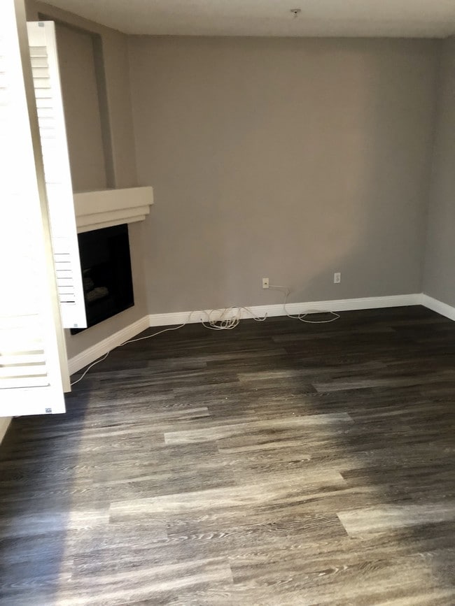 Living room - 7120 La Tijera Blvd Unit D102