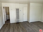 Photo - 351 Temple Ave