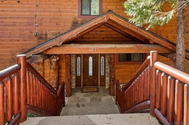 Photo - 683 Grass Valley Rd