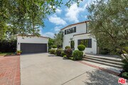 Photo - 14226 Chandler Blvd House