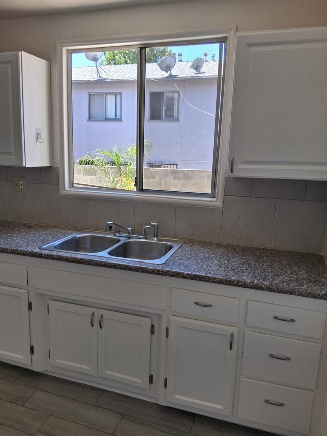 Photo - 641 Hardin Dr Unit 1
