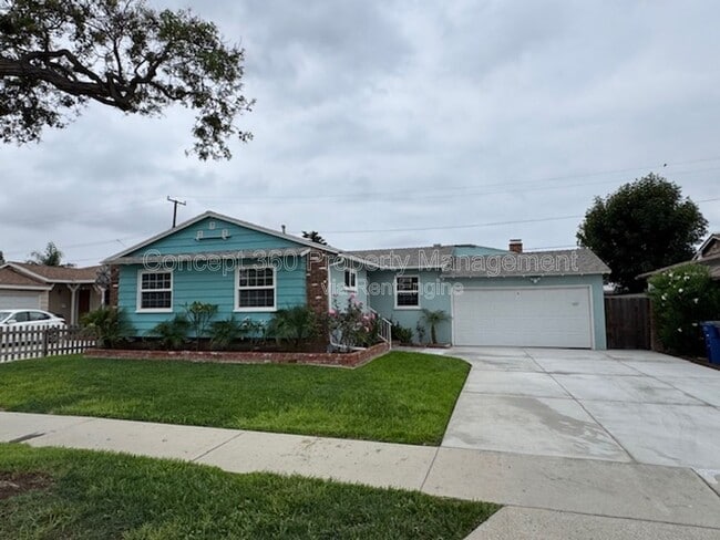 Building Photo - 20915 S Menlo Ave