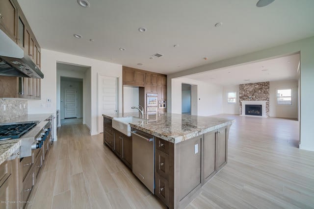 Photo - 20156 Cromwell Way