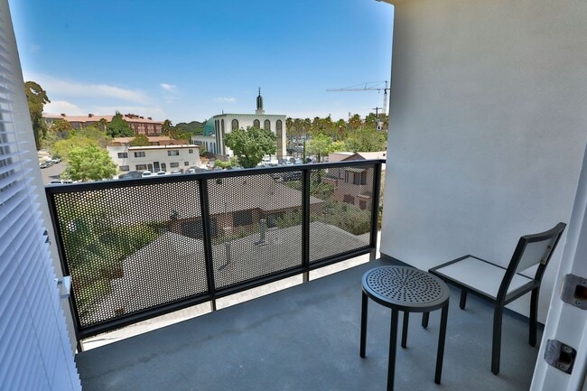 Photo - Draco Apartments