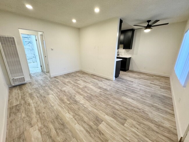 Photo - 12721 Matteson Ave Unit 8