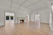 Photo - 11944 Hesby St
