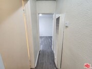 Photo - 534 W 47th St