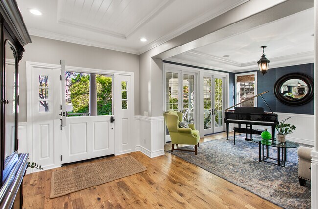 Photo - 13 Cape Danbury