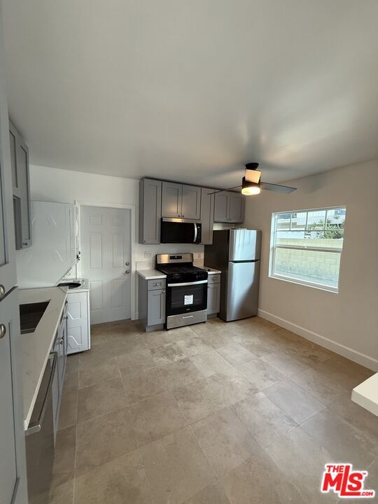 Photo - 13632 Cerise Ave