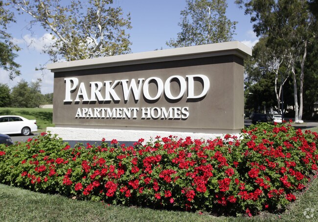 Parkwood - Parkwood Apartment Homes