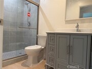 Photo - 22524 Vanowen St