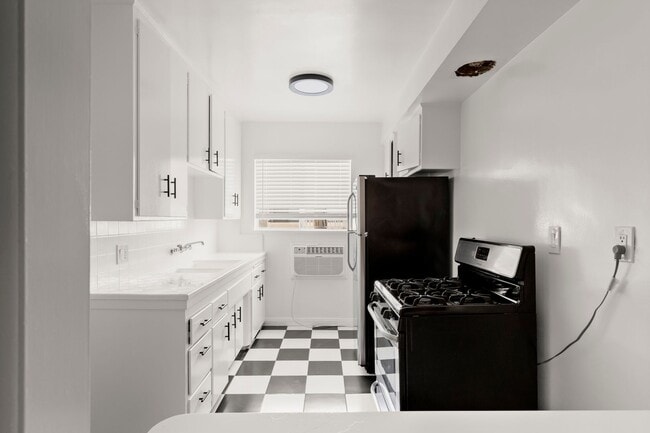 Photo - Newly Remodeled Apartments in the Heart of LA