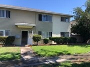 front - 2323 W West Ave Apartments Unit 2