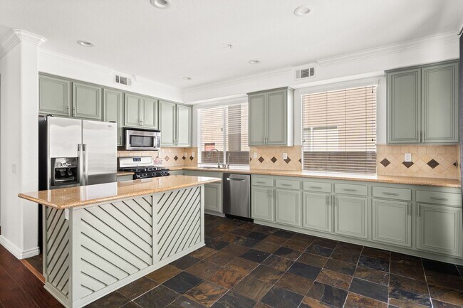 Photo - Beautiful 2 Story Home