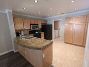 Photo - You will love this beautiful townhouse near Victoria Gardens!