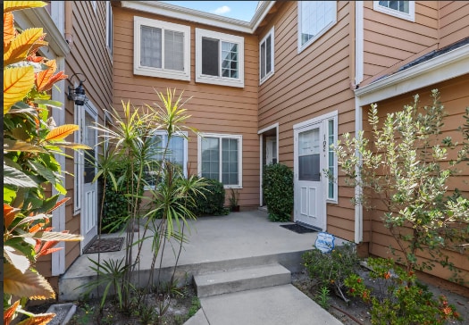 Photo - 6616 N Clybourn Ave Unit 102