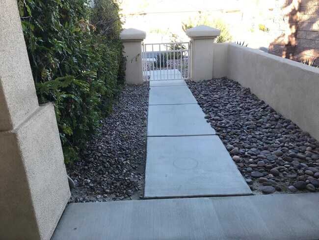 Photo - 78491 Glastonbury Way