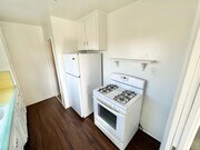 Photo - Granada Triplex Unit B