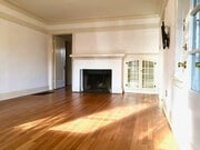 living room - 3512 Pershing Ave Unit 3512