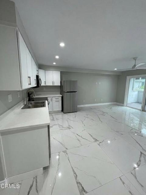 Photo - 2665 E Harbor Blvd