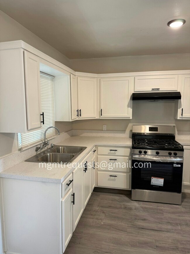 Photo - 4228 Tenth St, Unit 4228 Unit 4228