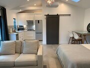 Photo - 2122 Kelton Ave Unit A