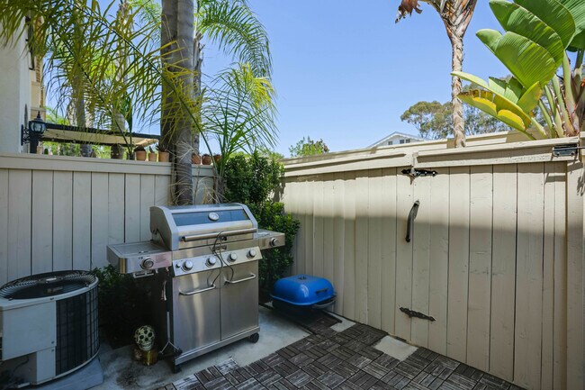 Photo - 7635 Family Cir