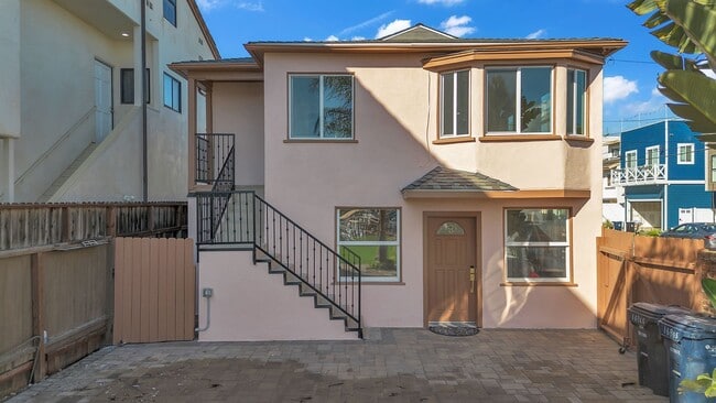 Photo - 16865 Bayview Dr