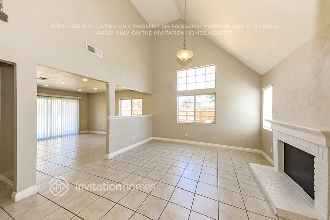 Photo - 8029 Linares Ave