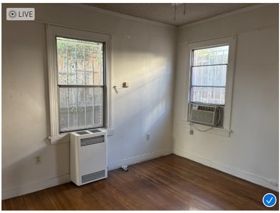 bedroom - 7967 Clinton St