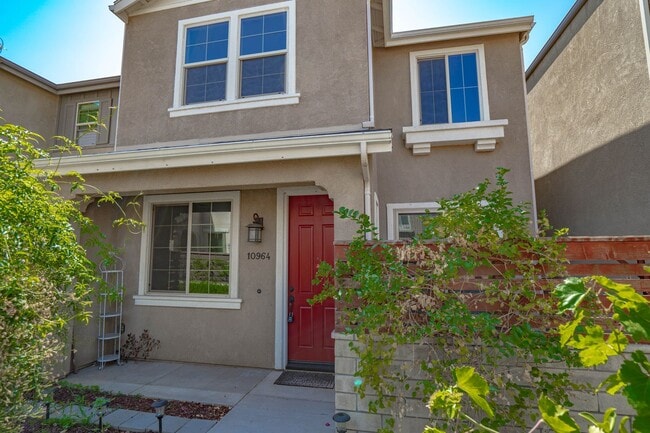 COMING SOON! Modern 3-Bedroom Home in Nort... - COMING SOON! Modern 3-Bedroom Home in Nort...