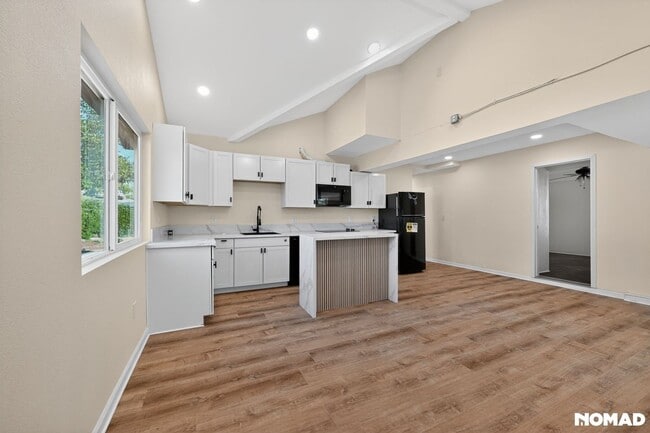 Photo - 337 Apollo Dr