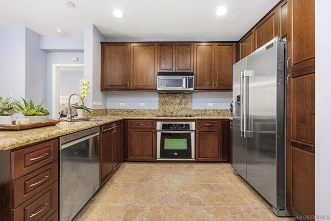 Kitchen - 3877 Pell Pl Unit 312
