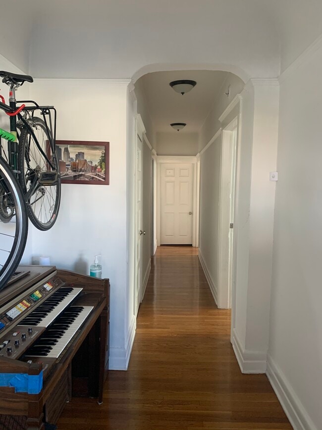 Photo - 4604 Lexington Ave Unit 4600