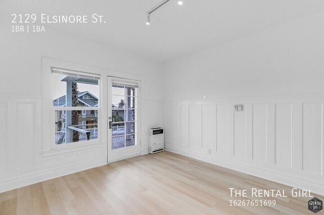 Photo - 2129 Elsinore St