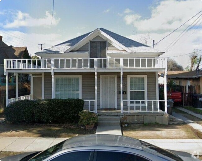Building Photo - 209 11th St Rental