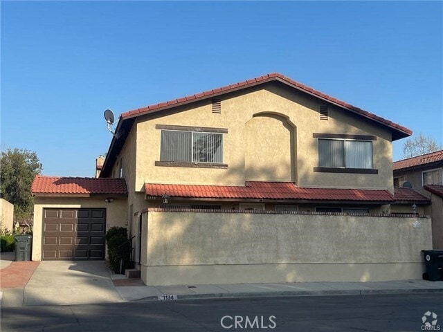 Building Photo - 1134 Cll Linares Rental